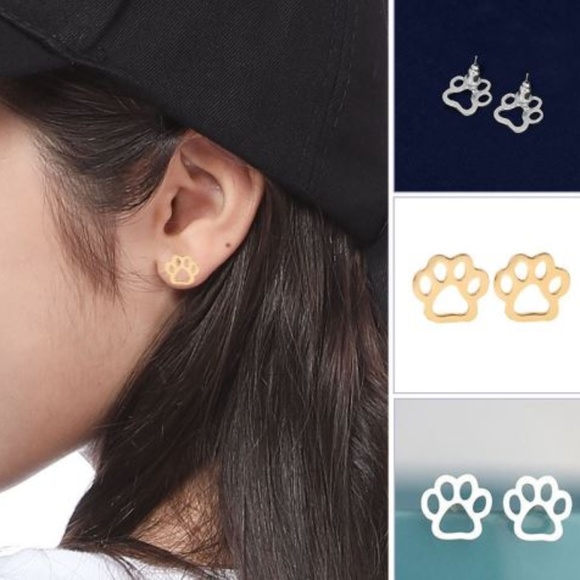 Cute4less2012 Jewelry - 🐾 5/$24 Small Paw Print Post Earrings